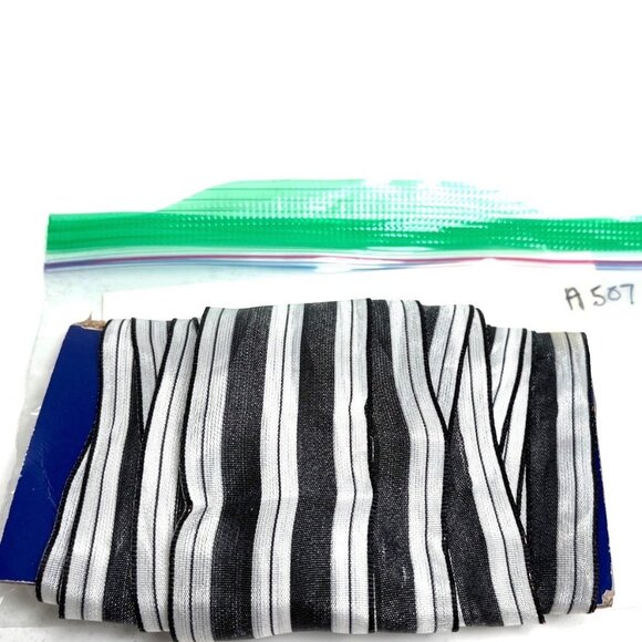 Black & White Striped Fabric Ribbon Roll 12 Ft Long 1.5 Inches Wide - Picture 5 of 5